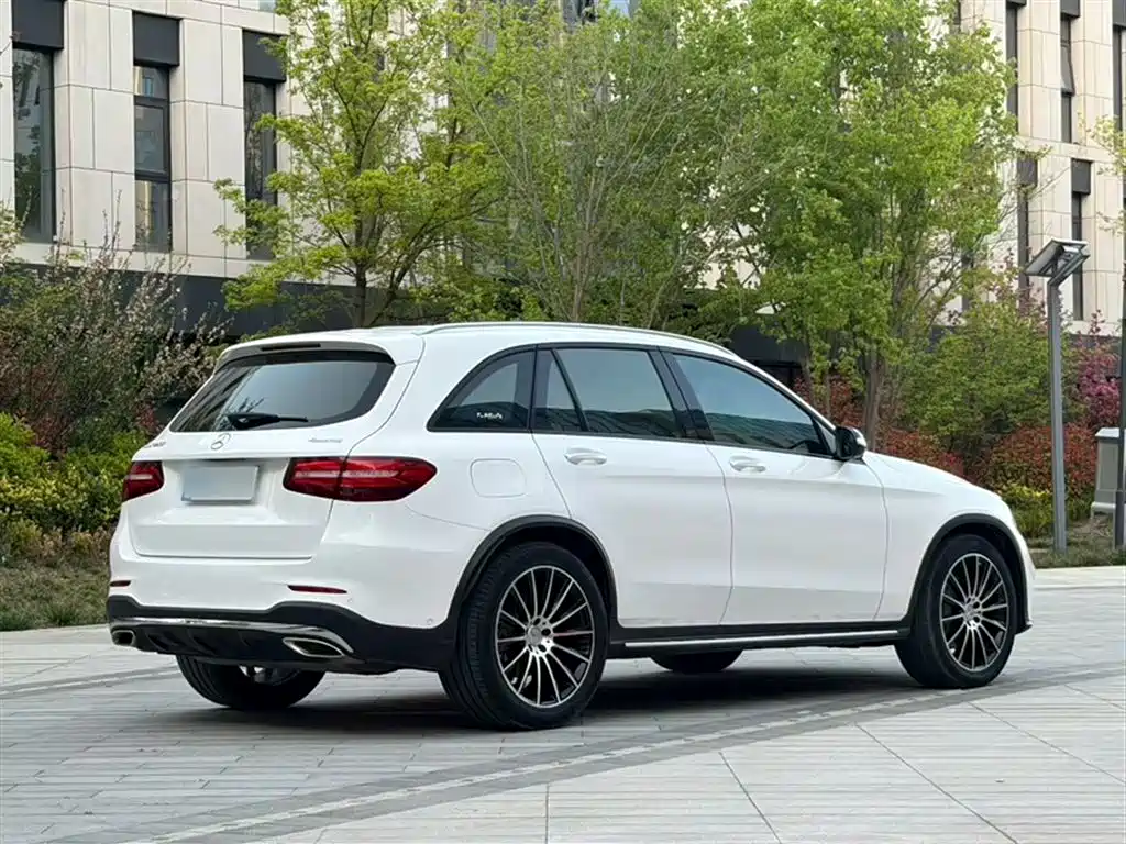 Mercedes-Benz GLC 2018 Facelift GLC 260 4MATIC Luxury фото 7