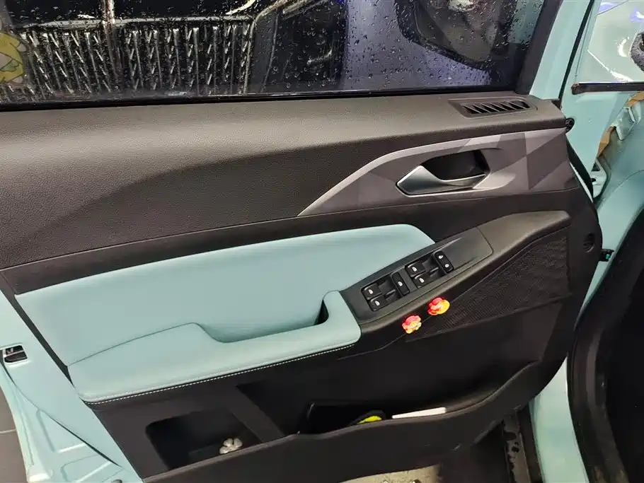 GEELY GEOMETRY E FIREFLY