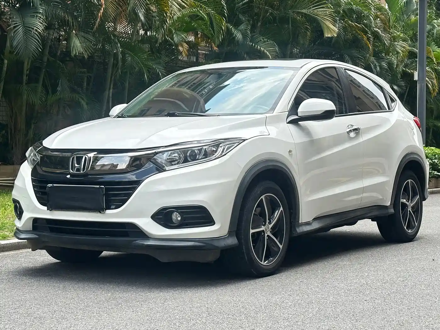 Honda Vezel 2020 1.5L CVT Pioneer