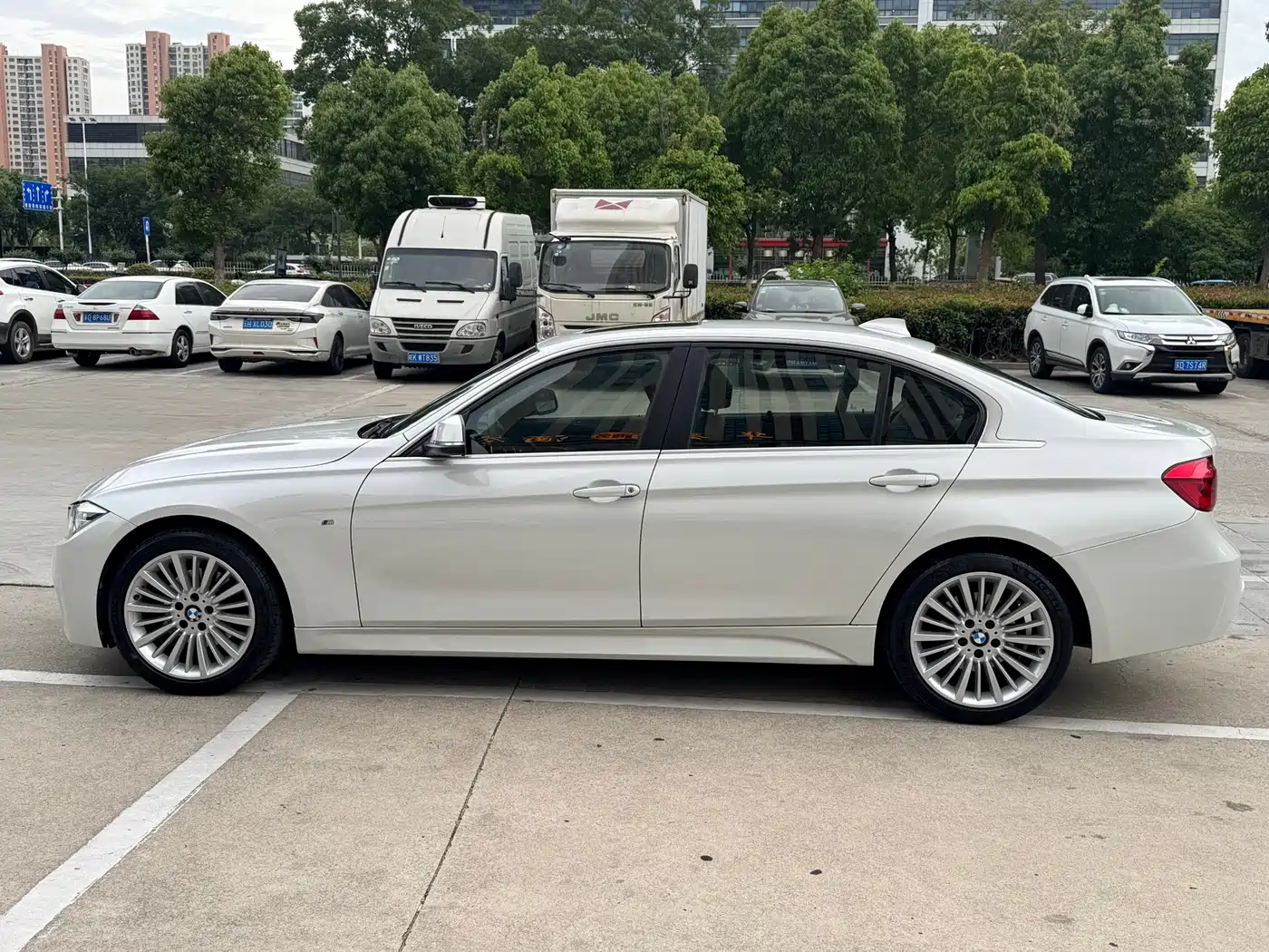 BMW 3 Series 2018 320Li Fashion Style фото 3