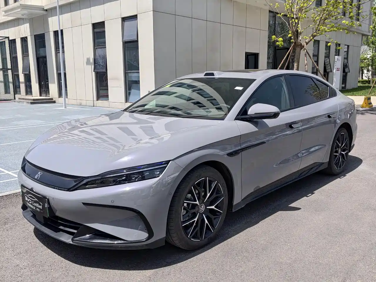 BYD Han 2025 DM-i Smart Driving Edition 125KM LiDAR Flagship