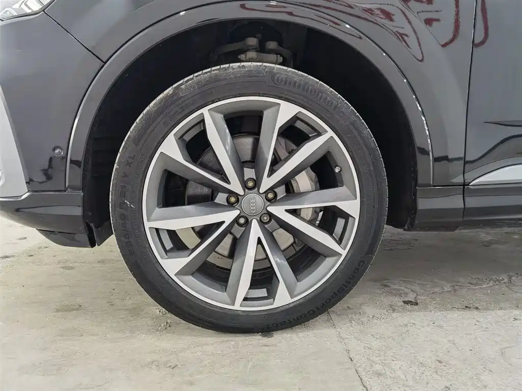 Audi Q7 2020 55 TFSI quattro S line Sport фото 17