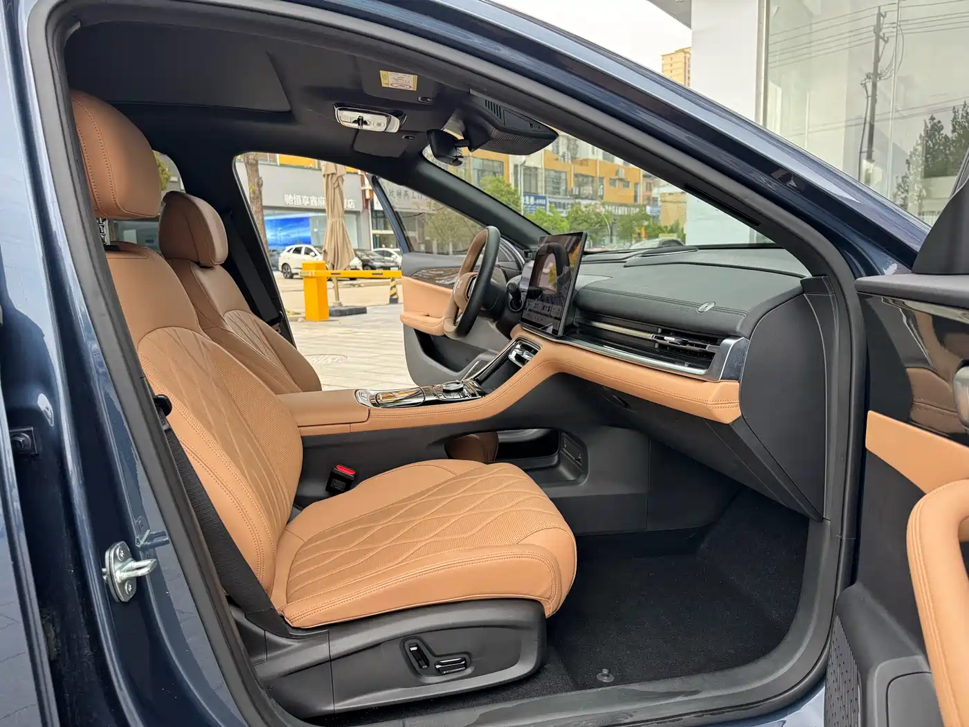 Geely Galaxy Galaxy A7 2025 EM-i фото 10