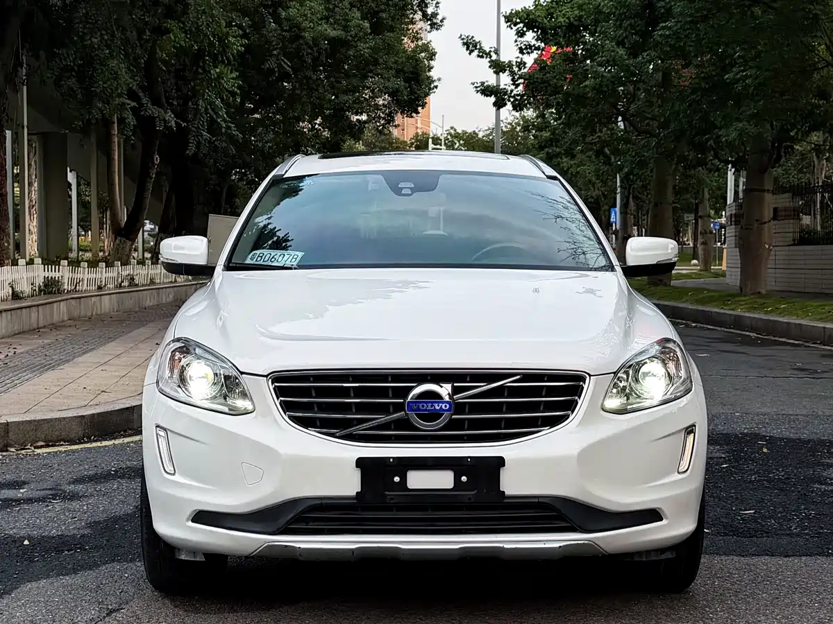 صورة 2 - Volvo XC60