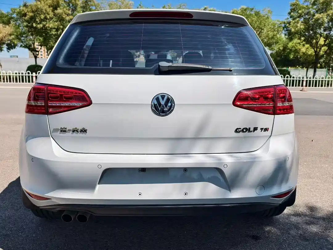 Volkswagen Golf 2016 230TSI Automatic Luxury фото 5