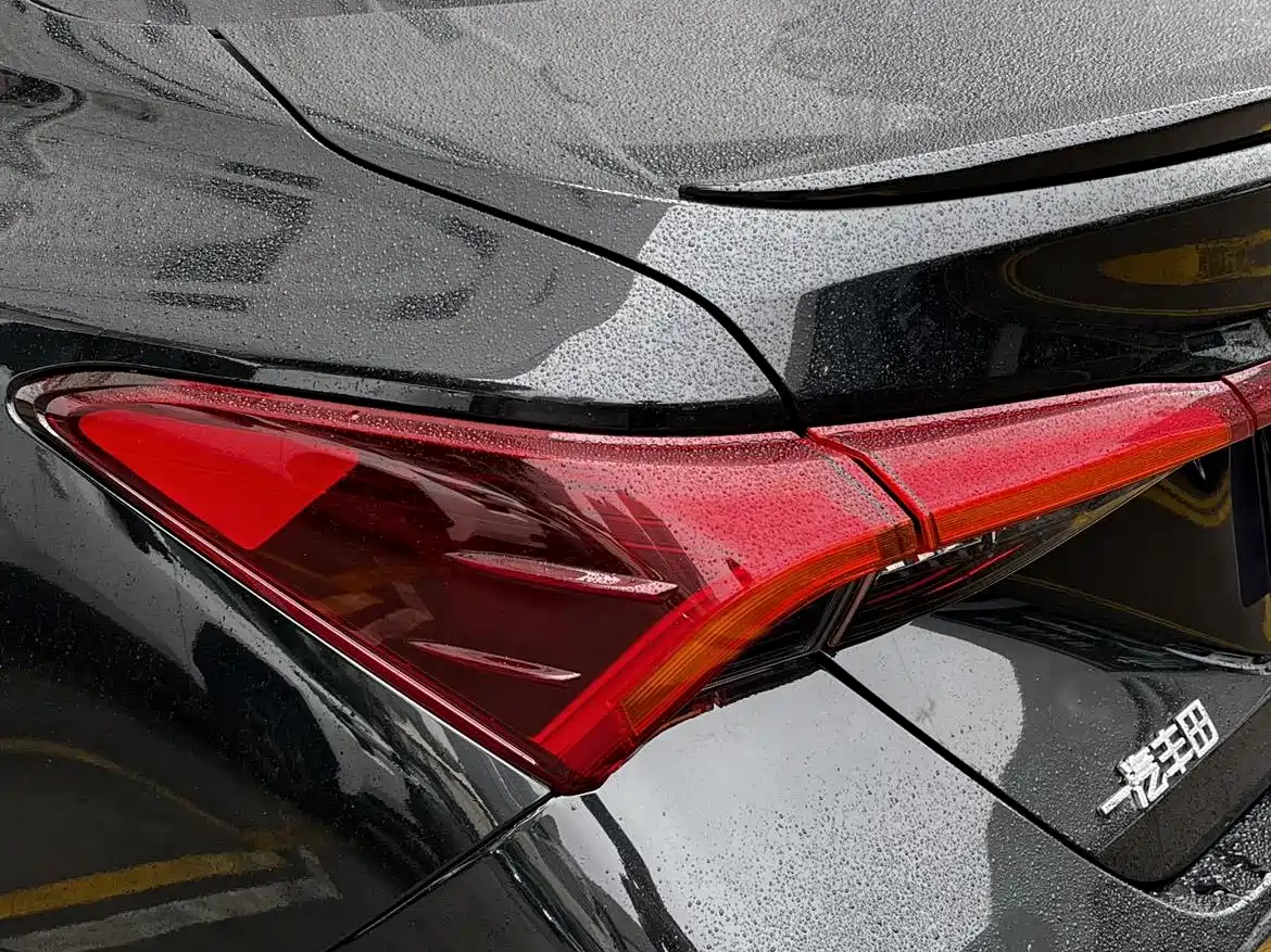TOYOTA ASIAN DRAGON