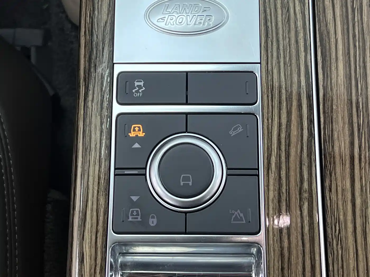 Land Rover Range Rover 2018 3.0 SC V6 Vogue Heritage Extended Edition фото 27