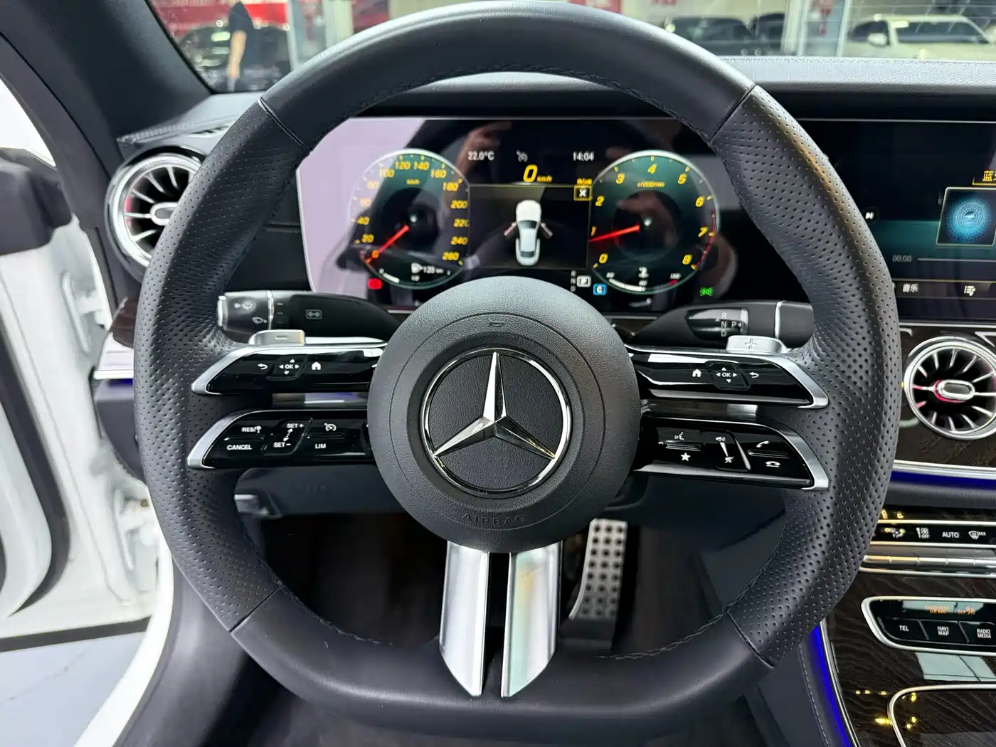 Mercedes-Benz E-Class (Import) 2023 E 260 Coupe фото 2