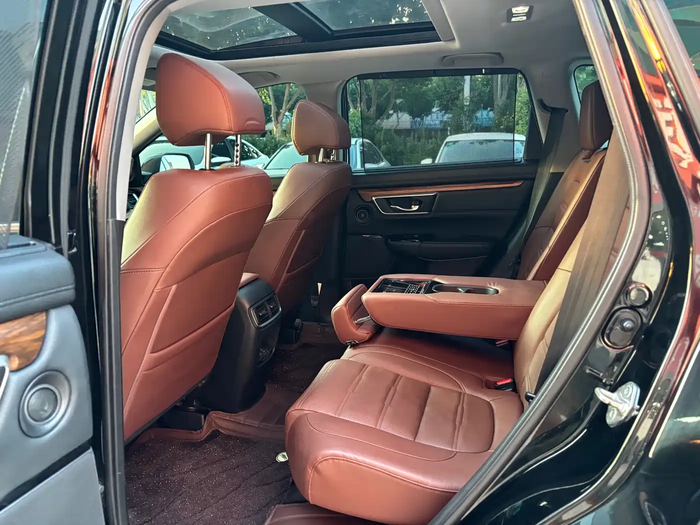 Фото 21 - Honda CR-V