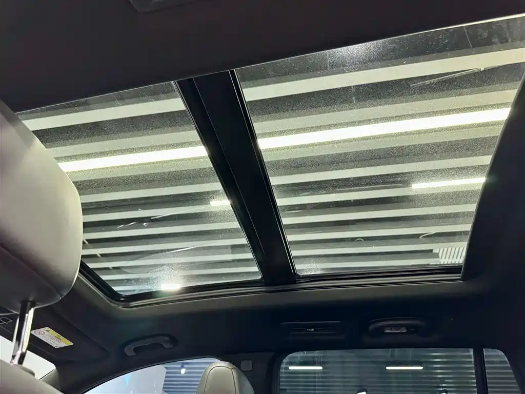 Cadillac XT6 2022 2.0T 6-Seater 4WD Luxury Edition фото 25