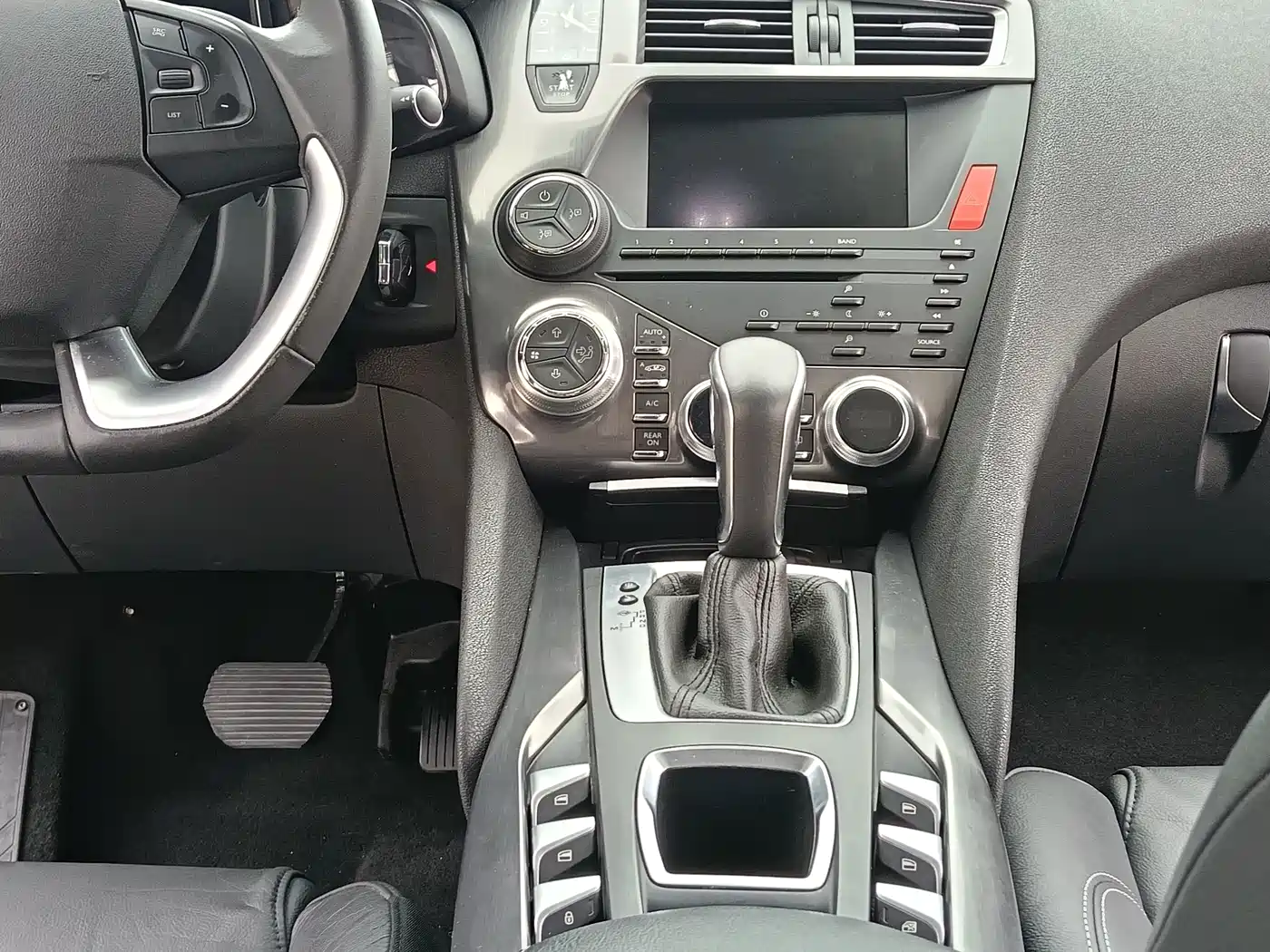 DS 5 2014 2013 1.6T Luxury THP160
