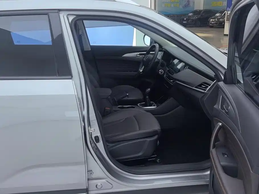 Фото 8 - Changan CS35 PLUS