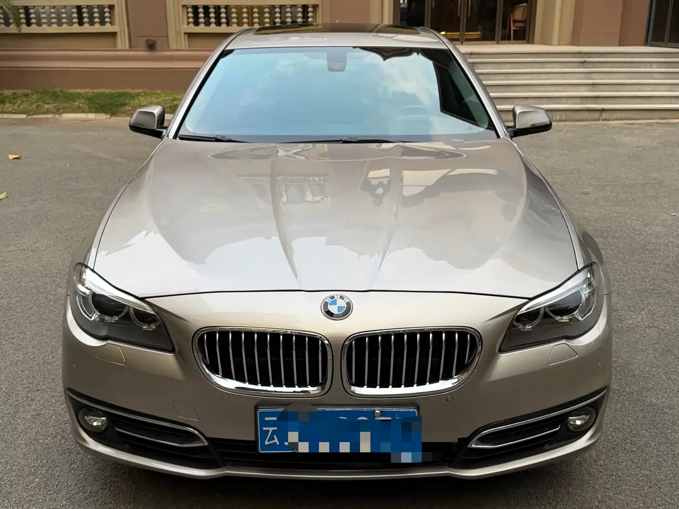 BMW 5 Series 2017 525Li Luxury Design Package фото 2