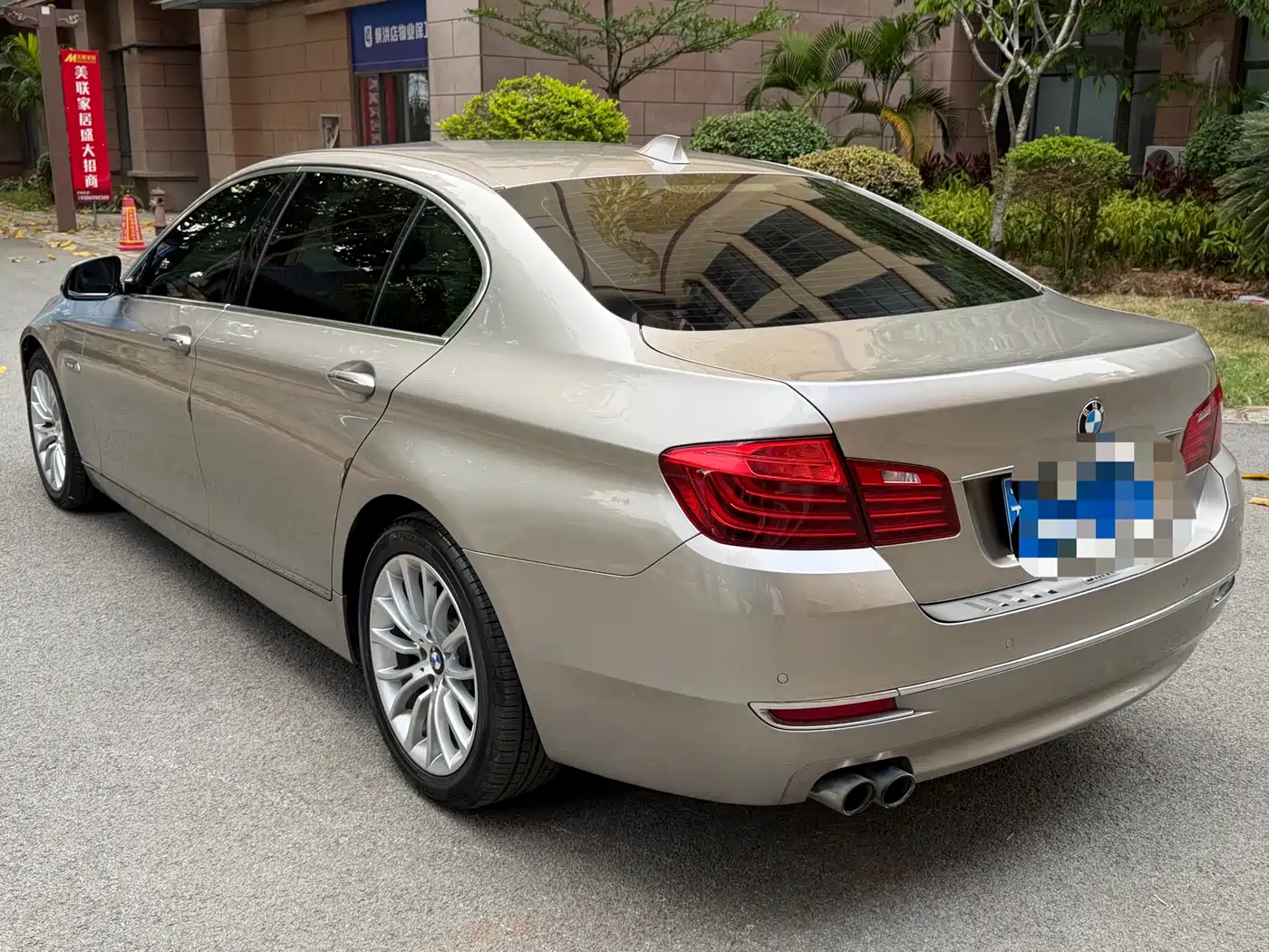 BMW 5 Series 2017 525Li Luxury Design Package фото 9