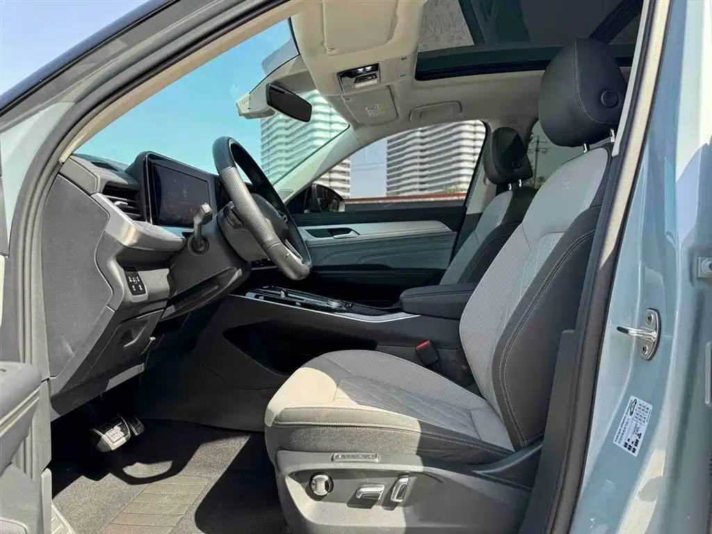 Volkswagen Talagon 2023 380TSI 4WD R-Line Launch Edition фото 11