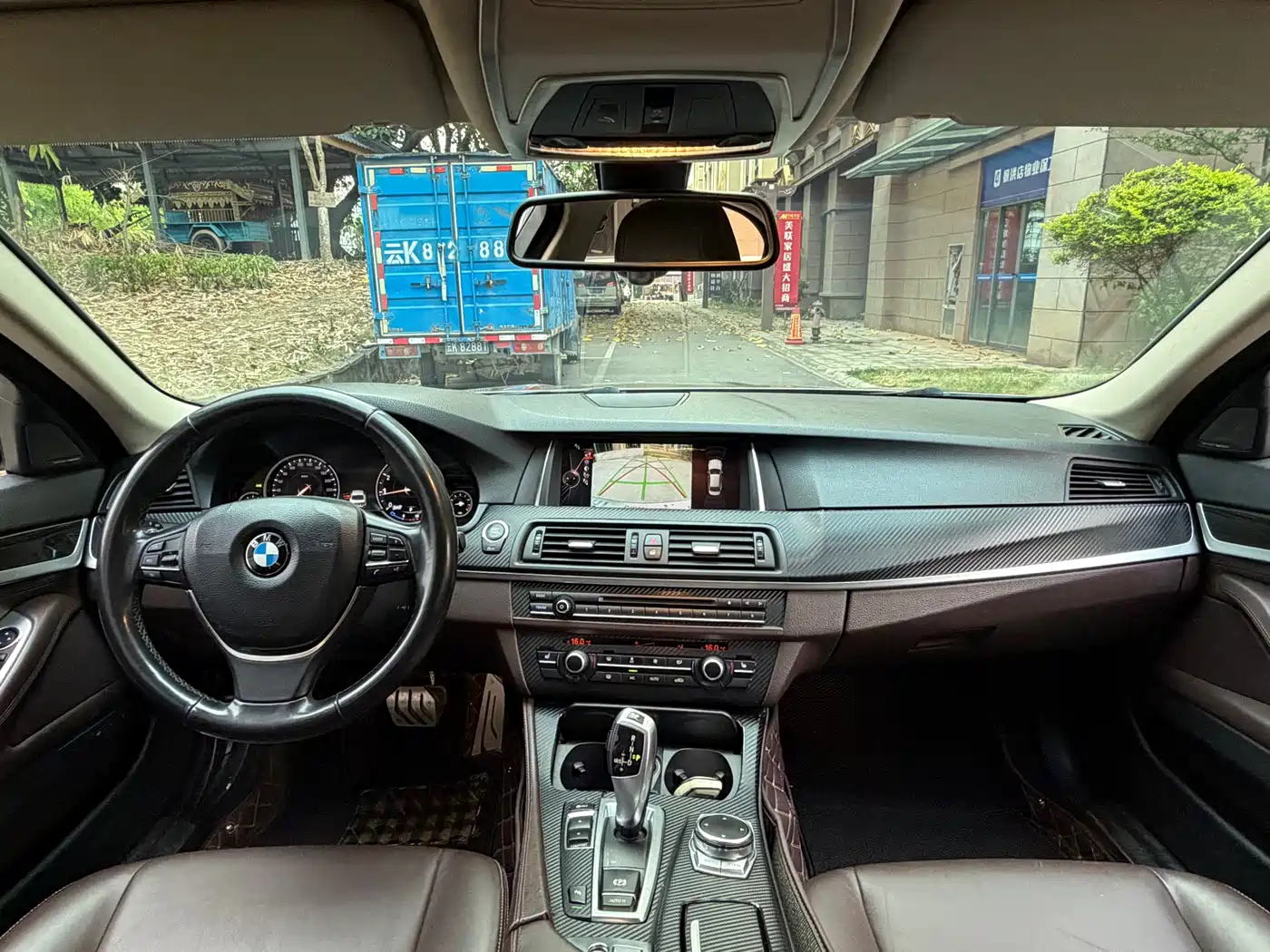 BMW 5 Series 2017 525Li Luxury Design Package фото 5
