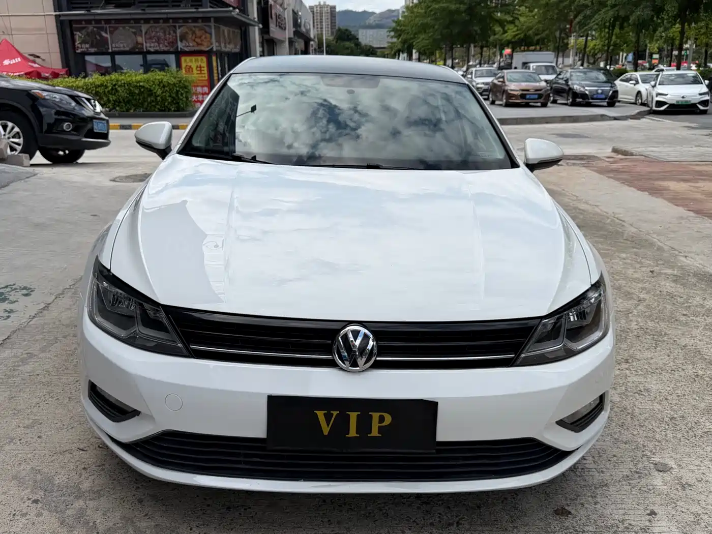 Volkswagen Lamando 2017 230TSI DSG Trend Edition