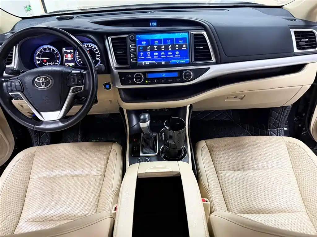 Toyota Highlander 2018 2.0T 4WD Luxury 7-seater China VI фото 9