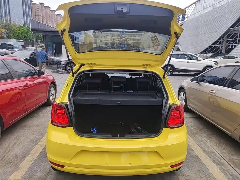 Volkswagen Polo 2018 1.5L Auto Comfort фото 19