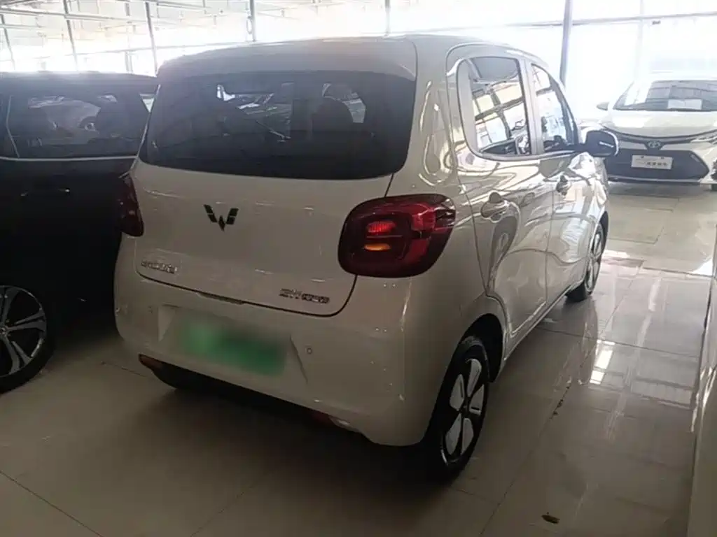 Фото 7 - Wuling Motors Hongguang MINIEV