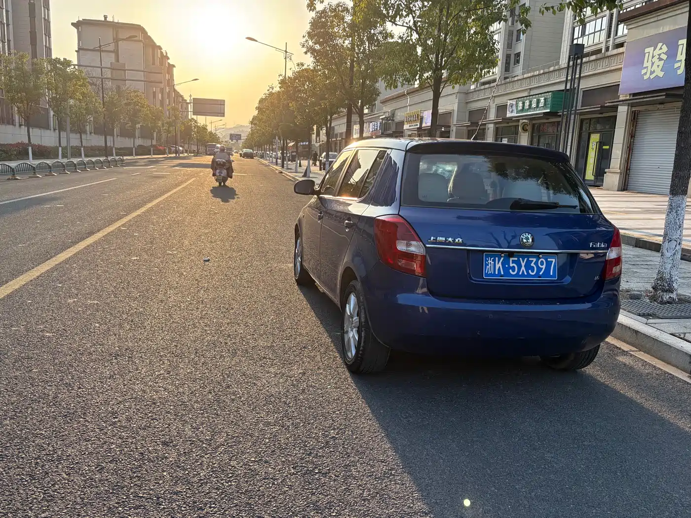 Škoda Fabia 2011 1.6L Automatic Crystal Edition фото 7