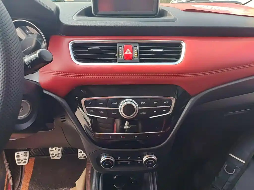 Haval H1 2015 2015 1.5L Manual Luxury