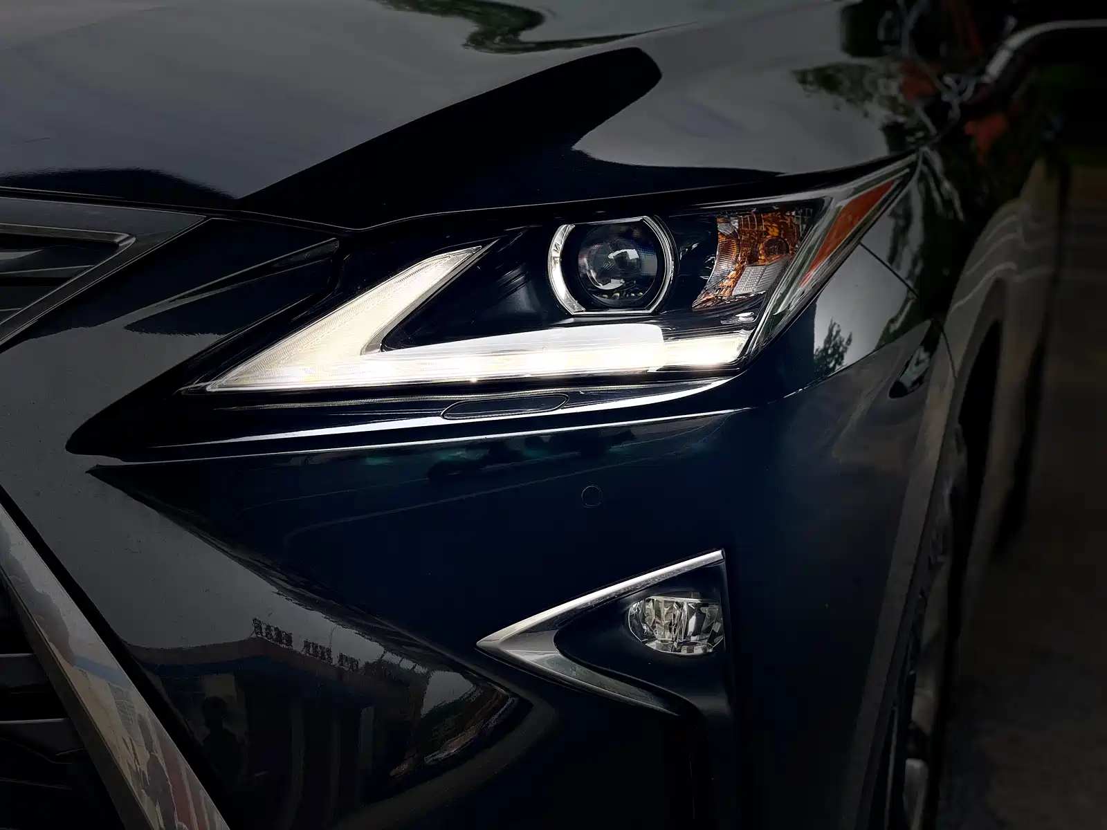 Фото 14 - Lexus RX