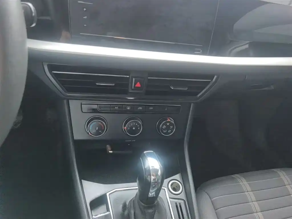 Volkswagen Lavida, миниатюра 13