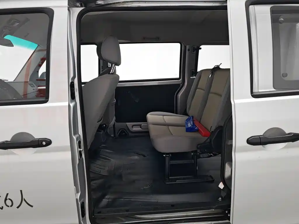 Jinbei Little Sea Lion X30 2025 2023 1.5L Super Comfort Bus 5/6/7 Seats Non-AC SWC15M