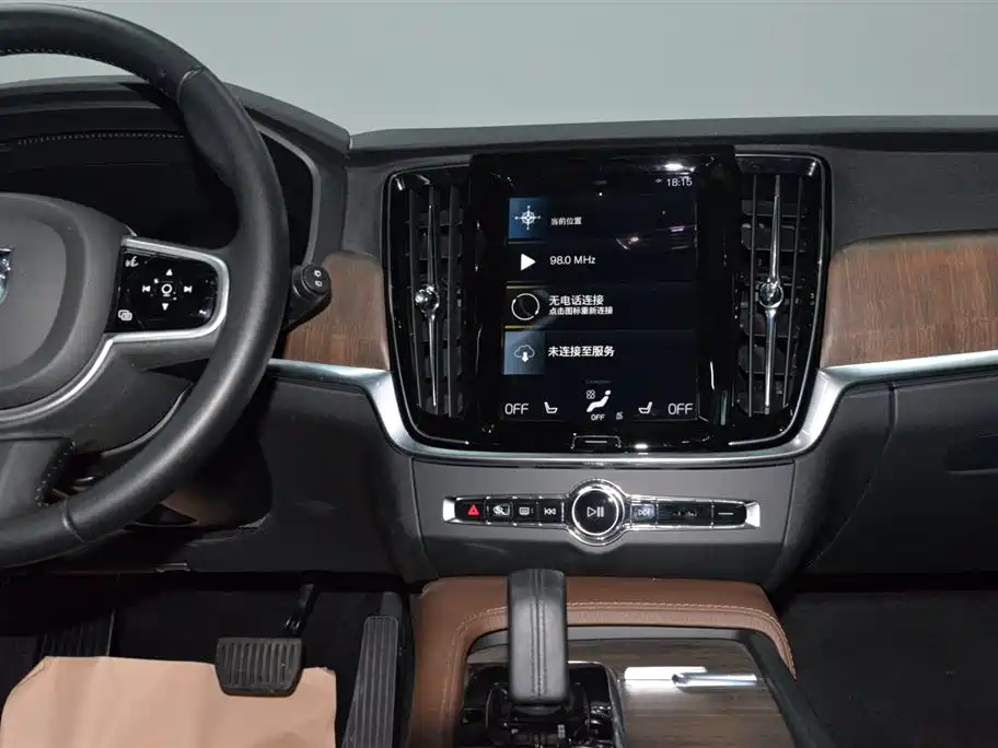 Volvo V90 2023 2021 Model Cross Country B5 AWD Smart Edition