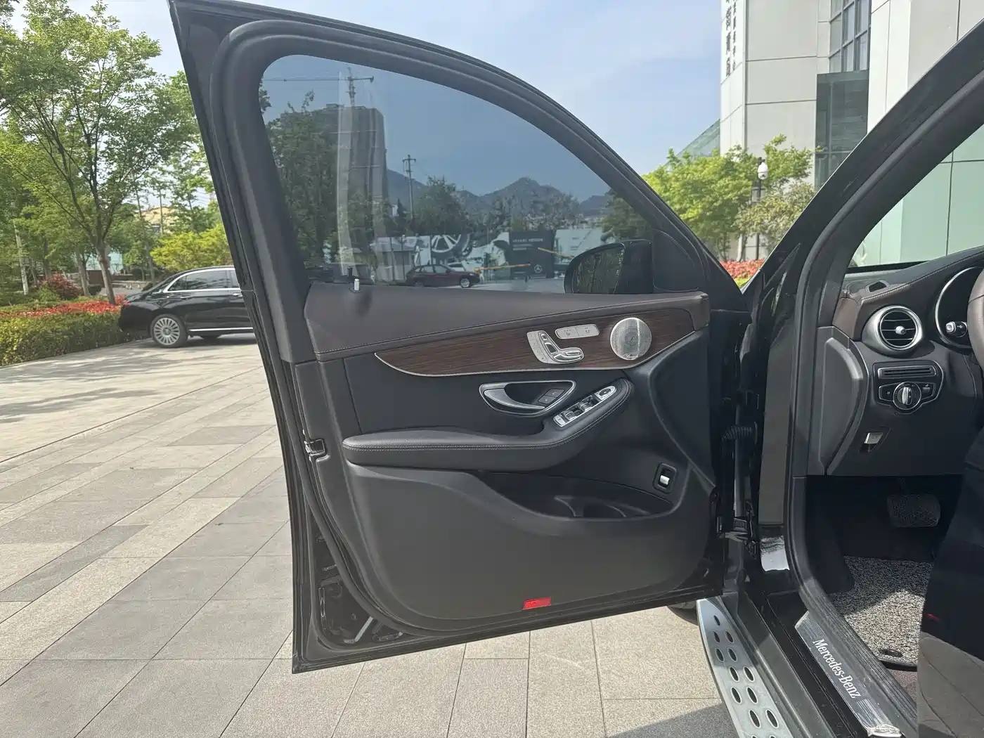 Mercedes-Benz GLC 2021 GLC 300 L 4MATIC Sporty фото 8