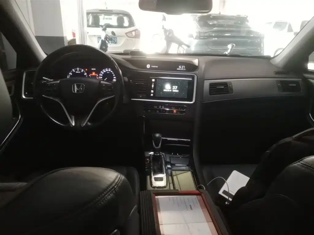 Honda Spirior 2015 2015 2.0L Premium Edition