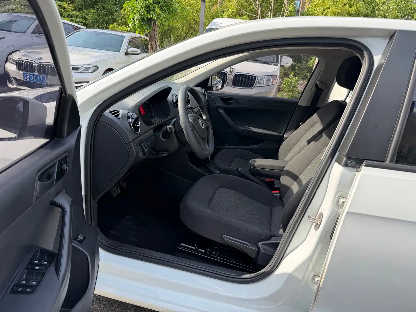 Volkswagen Jetta 2017 1.5L Automatic Fashion фото 5