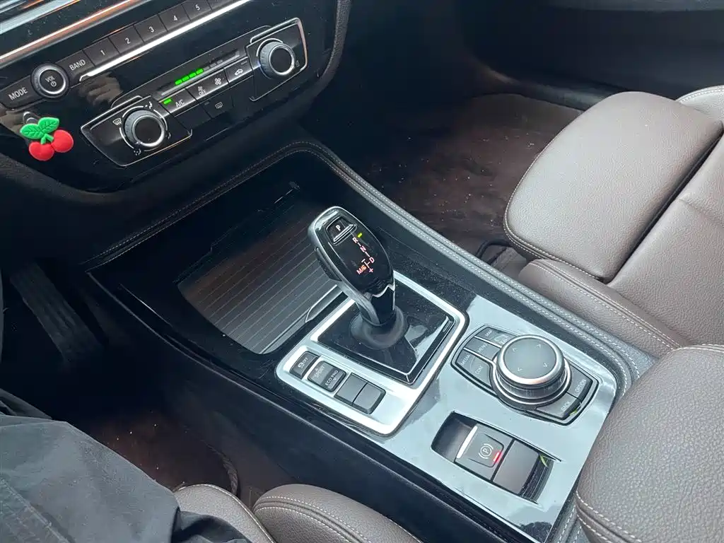  BMW BMW 1 Series 2022 120i M Sport Shadow Edition 18