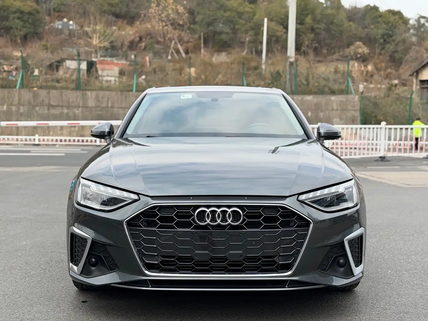 Audi A4L 2020 40 TFSI Fashion Dynamic Edition фото 2