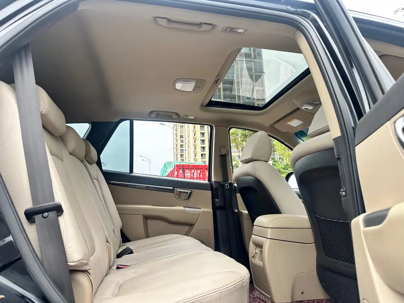 Hyundai Santa Fe Classic 2010 2.4 Comfort Edition 7-Seater 4WD фото 28