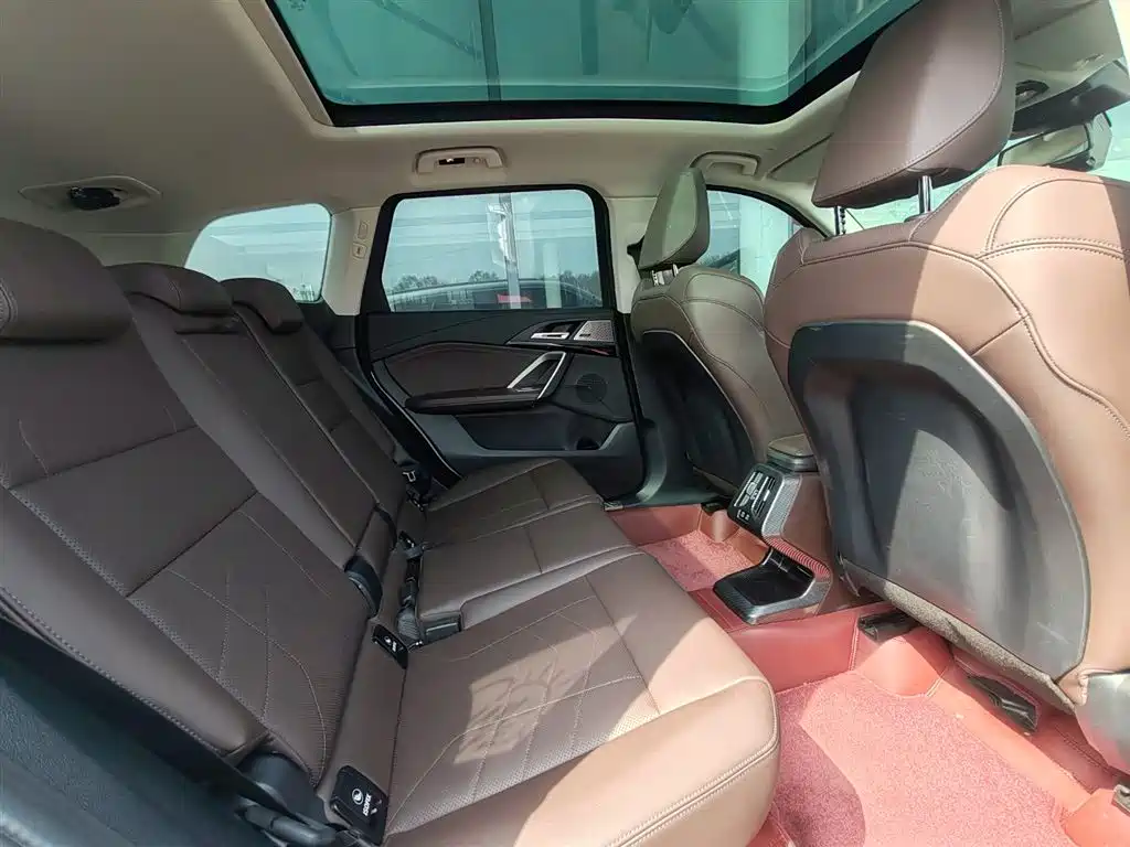 BMW X1 2025 sDrive25Li X Design Package фото 13