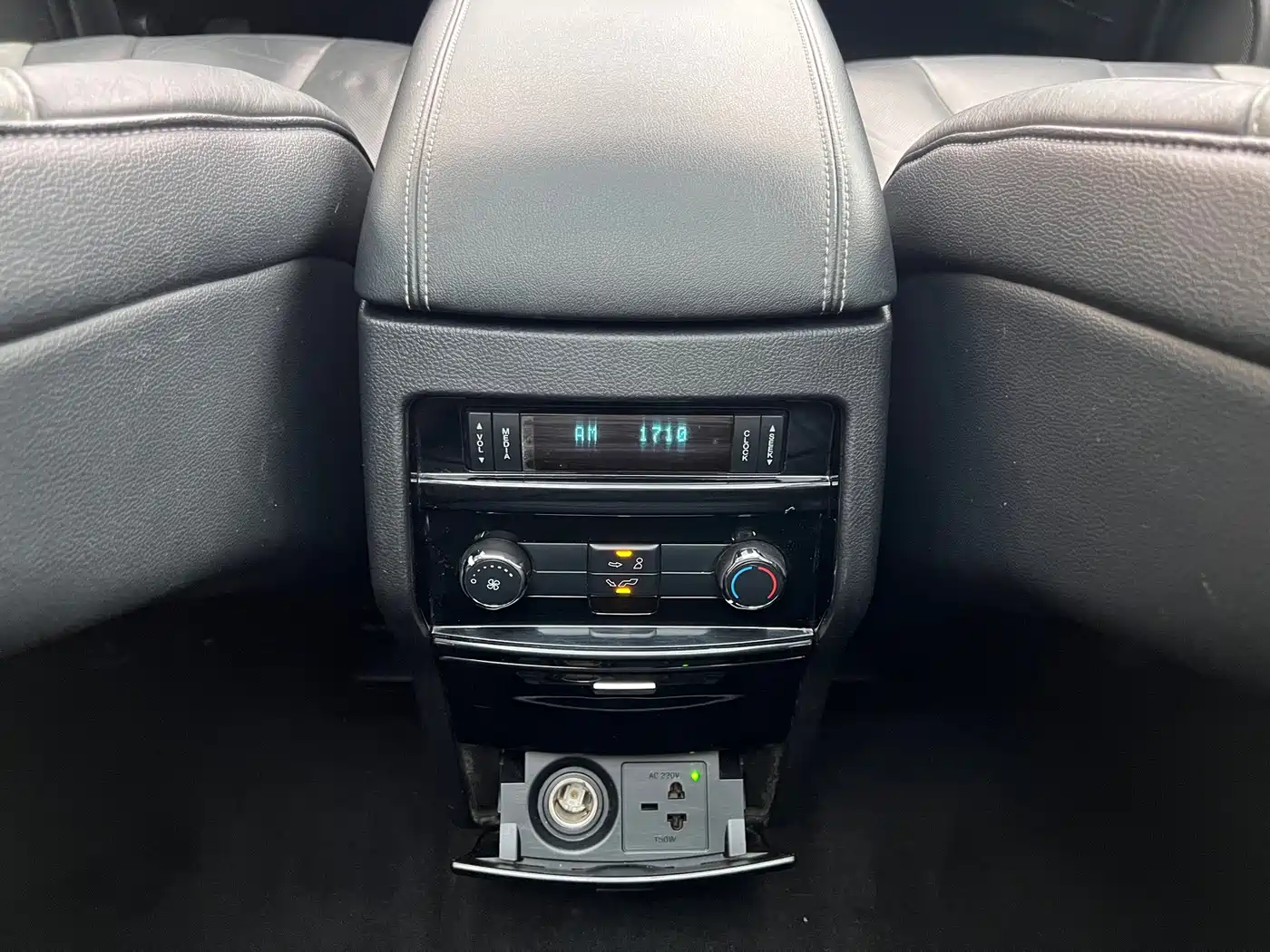 Фото 21 - Ford Edge