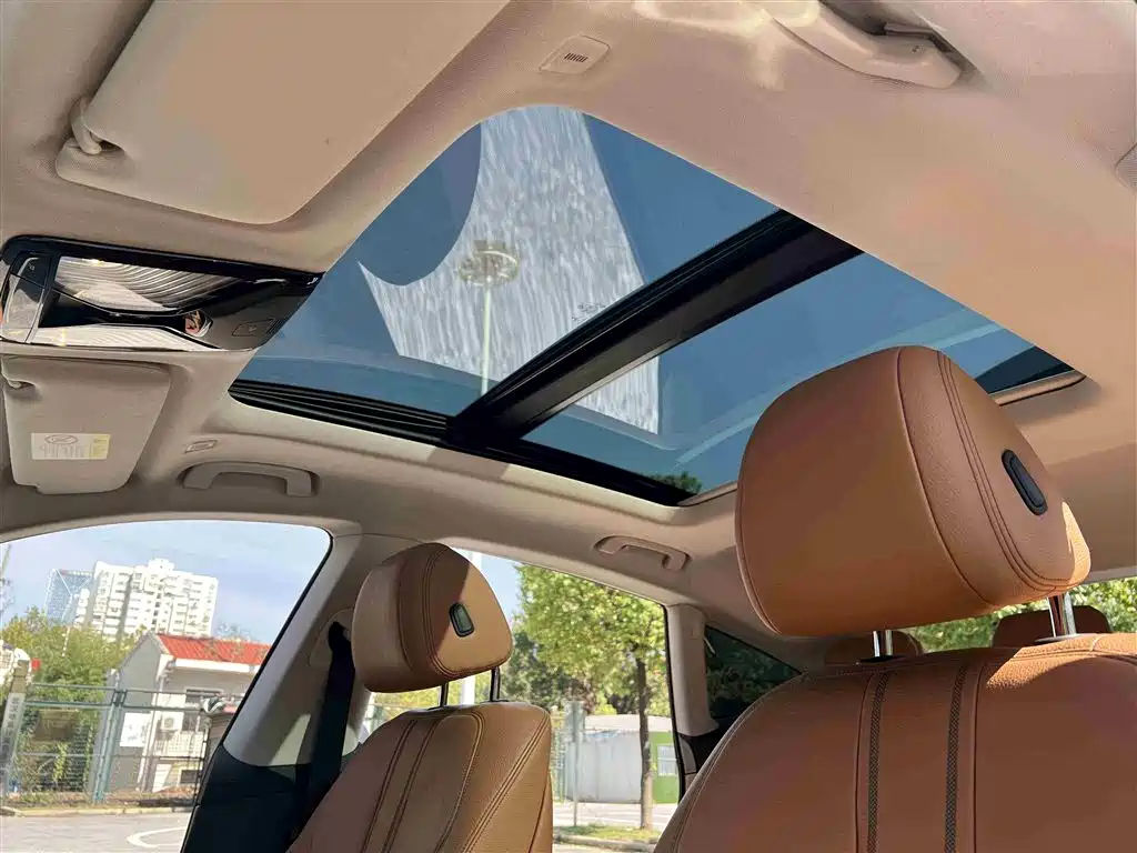 BMW 6 Series GT 2018 630i Luxury Design Package фото 27