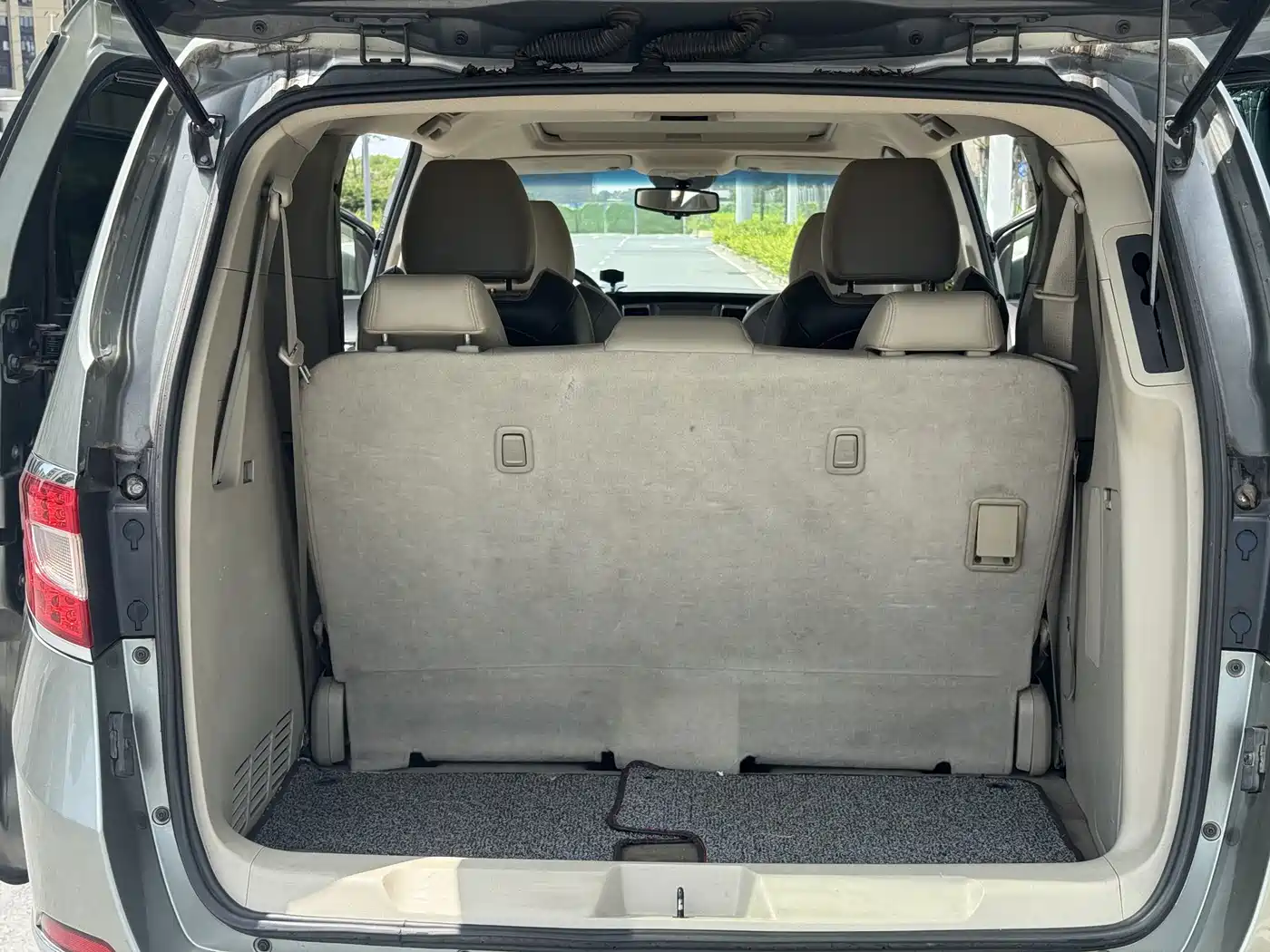 Buick GL8 2011 3.0L GT Luxury Business Elegance Edition фото 28