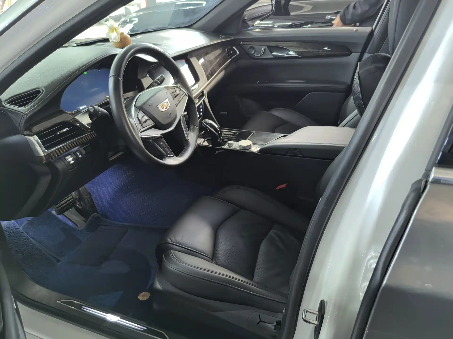 Фото 7 - Cadillac CT6