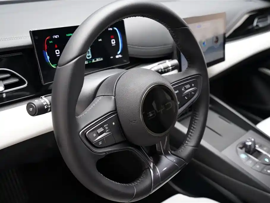 BYD SEAL 06 NEW ENERGY