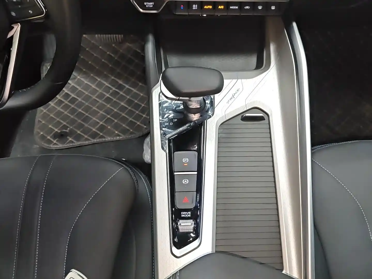 Фото 6 - Geely Preface