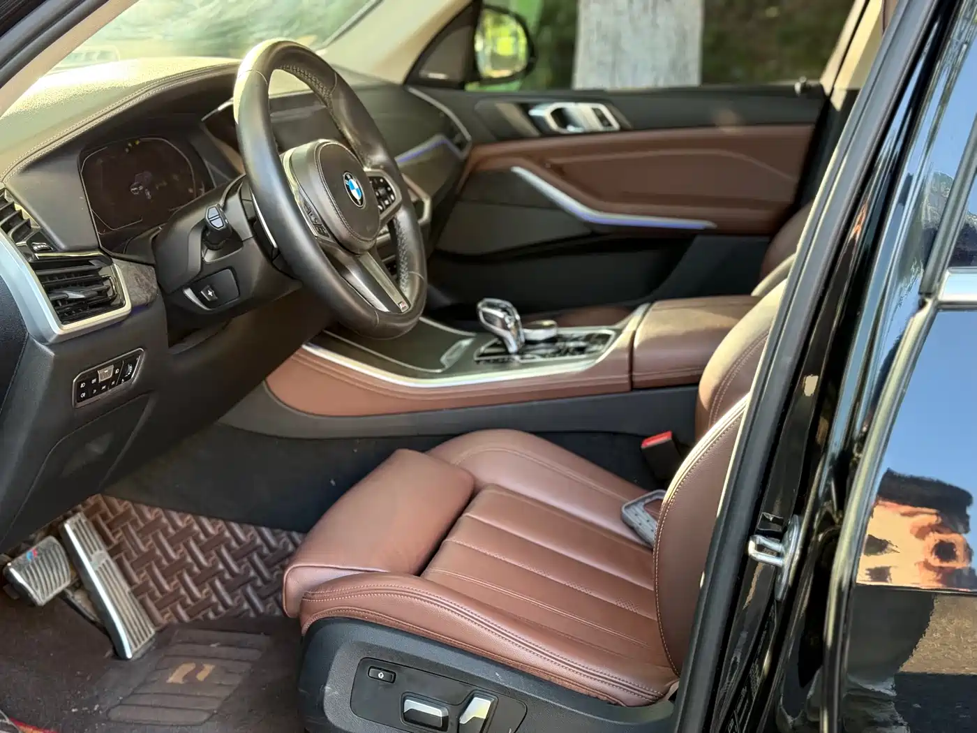 BMW X5 (Import) 2020 xDrive40i M Sport Package фото 5
