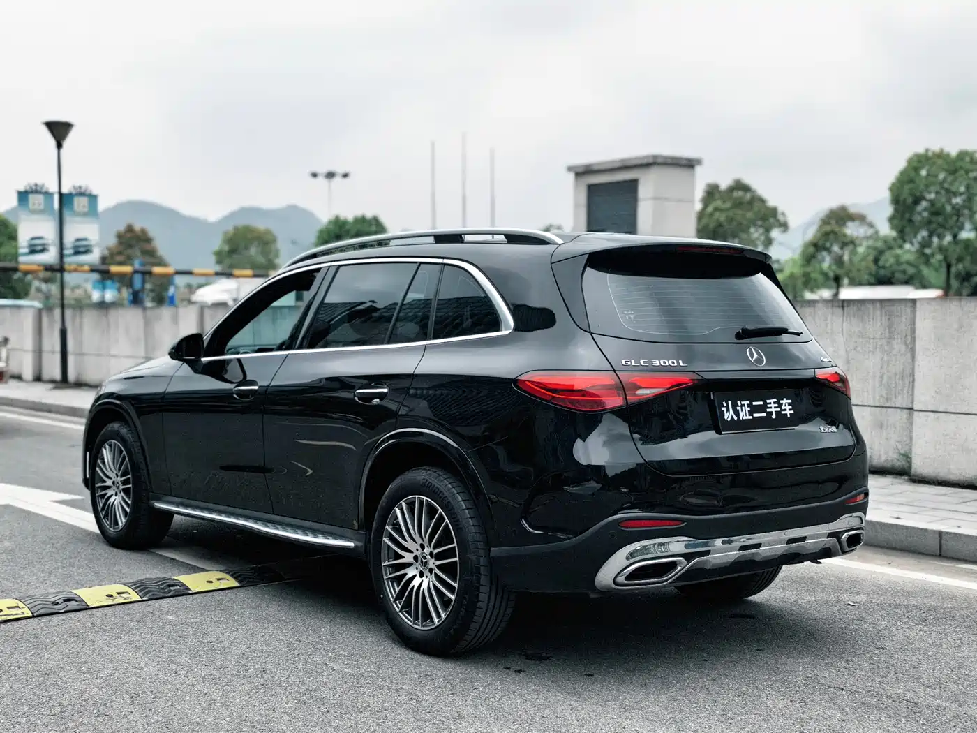 Mercedes-Benz GLC 2023 Facelift GLC 300 L 4MATIC Sport 7-Seater фото 6