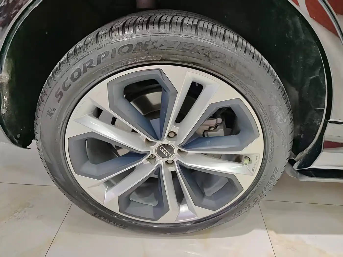AUDI Q7
