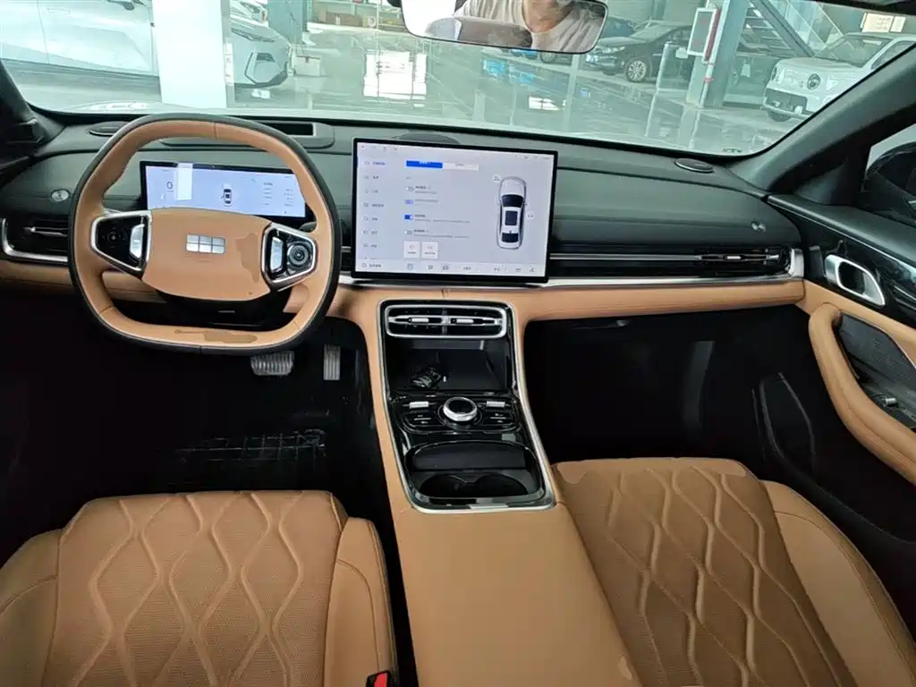 Geely Galaxy Galaxy A7 2025 EM-i фото 10