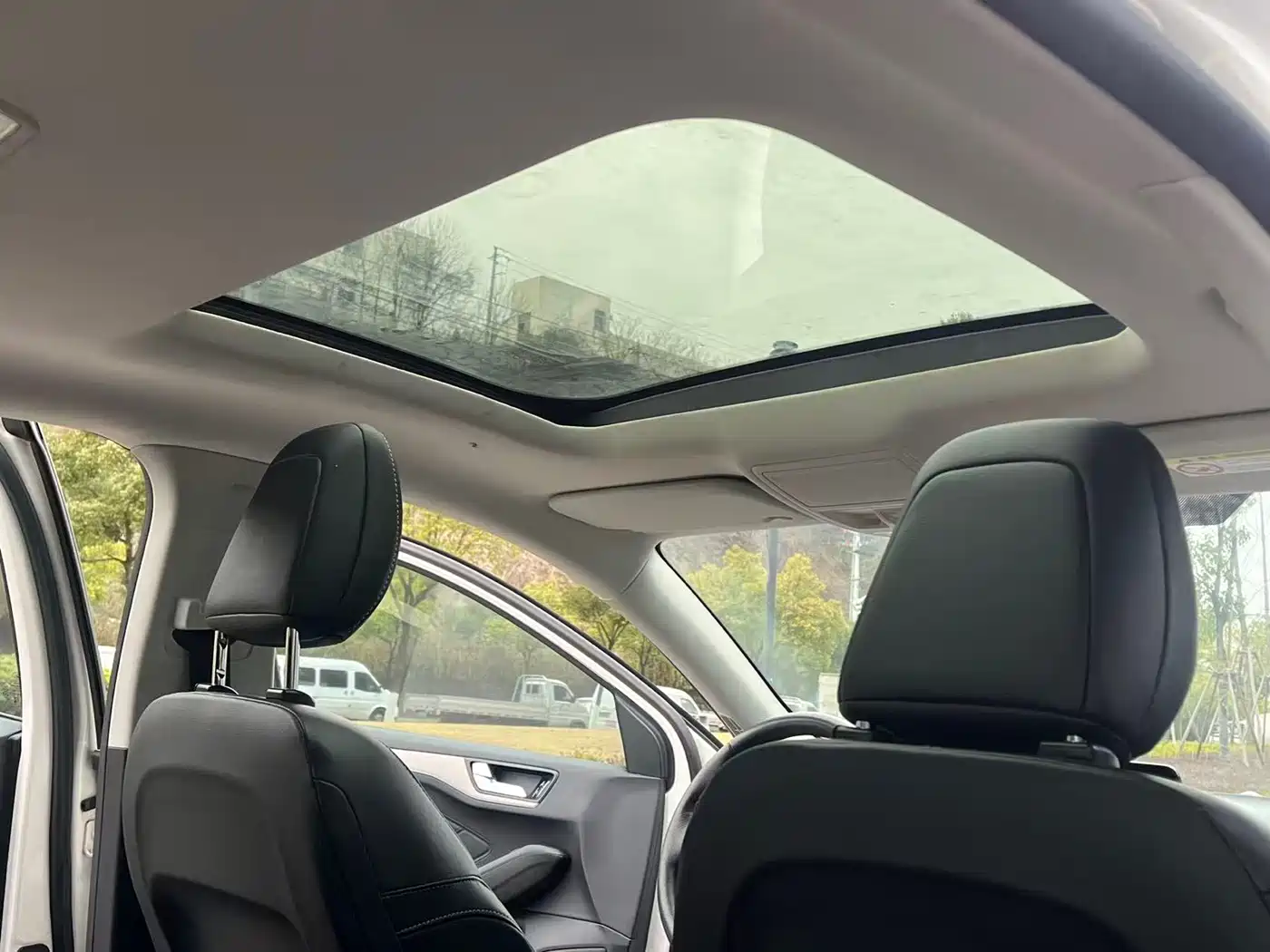 Ford Focus 2019 2019 Sedan EcoBoost 180 Automatic Fengchao
