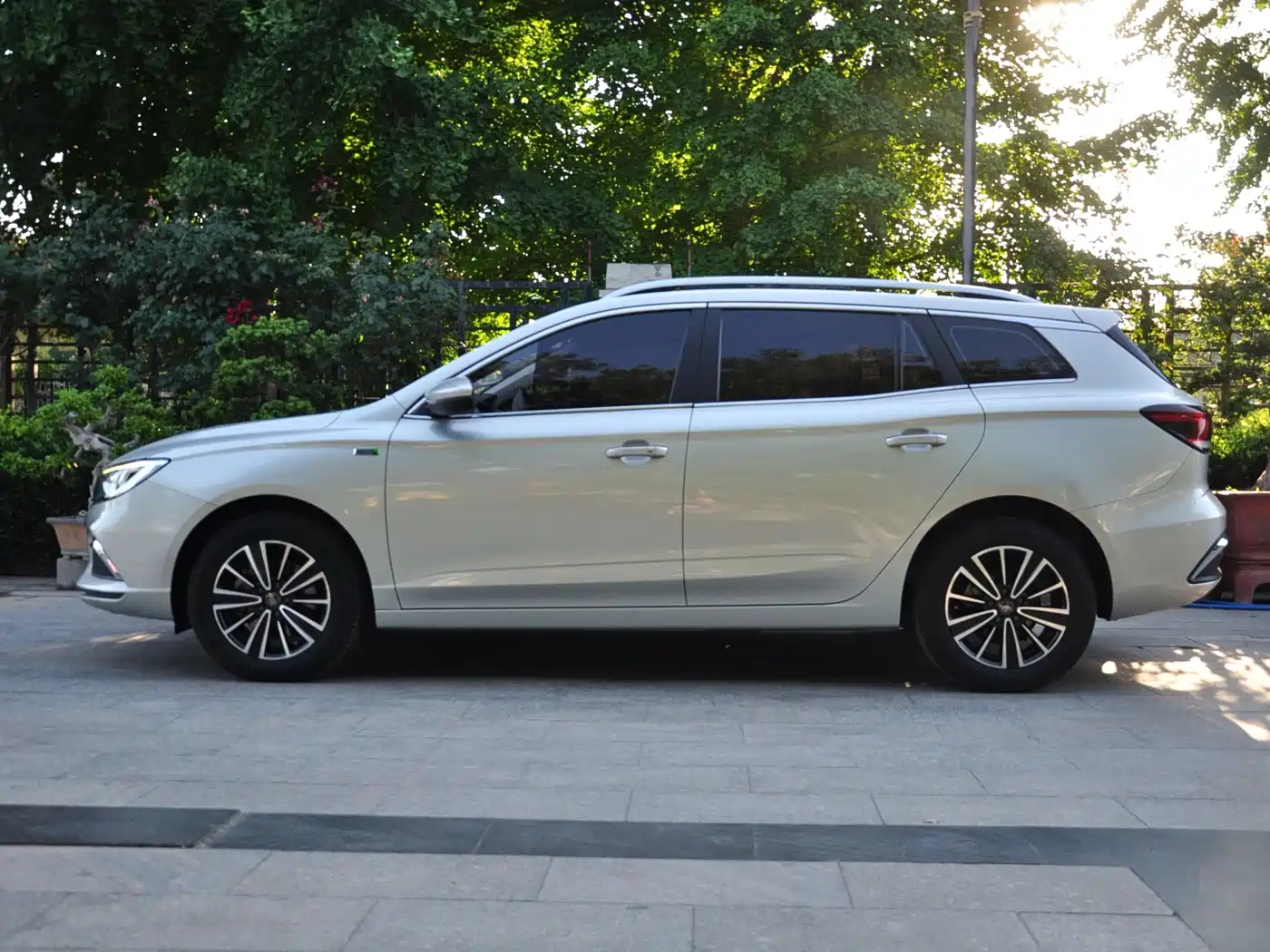 Roewe Ei5 2019 2019 Model Smart Connect Flagship Edition