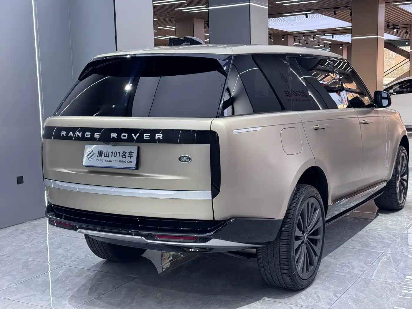 LAND ROVER RANGE ROVER